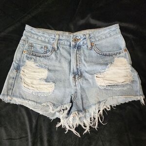 Distressed Denim Cutoff Shorts | Light‎ Wash Frayed Raw Hem | Size 5/27